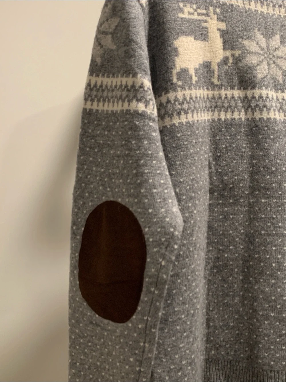 BEAMS Men's Gray Fair Isle Reindeer Crewneck Sweater